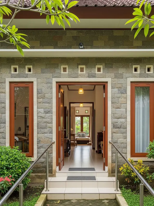 Desain Rumah Mungil Nuansa Batu Alam yang Cocok Buat Pensiunan di Desa