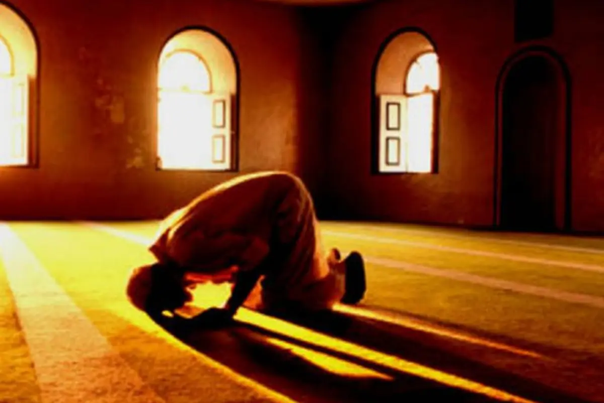 7 Manfaat Gerakan Sholat Bagi Kesehatan, Dapat Melancarkan Peredaran Darah