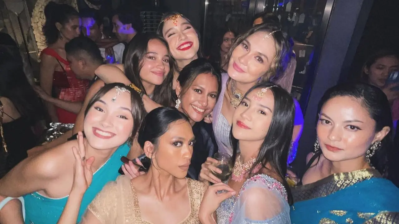 Parade Busana Sari Para Seleb Indonesia Kenakan di Diwali Party, dari Luna Maya, Anya Geraldine hingga Marshanda