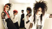 Vokalis Band Gothic Jepang Wafat Secara Misterius