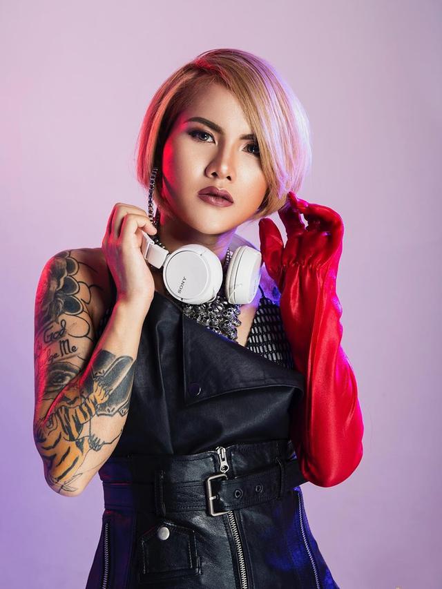 FOTO: Evelyn Nada Anjani Ketika Kenakan Makeup Maksimal, Bikin Pangling