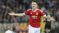 Gelandang Manchester United, Ander Herrera, merayakan gol yang dicetaknya ke gawang Club Brugge pada laga Liga Europa di Stadion Jan Breyddel, Bruges, Rabu (26/8/2015). (EPA/Olivier Hoslet)