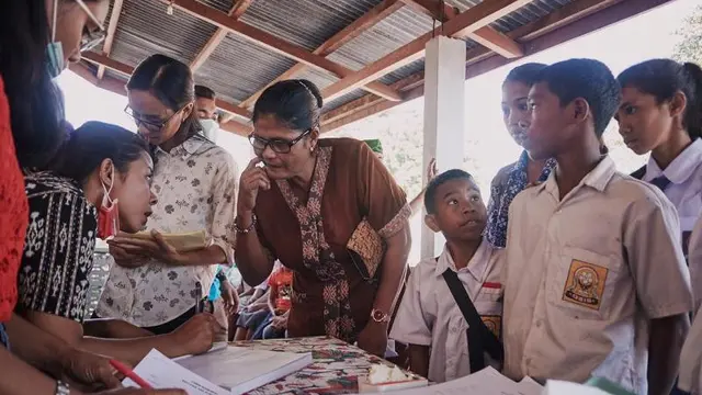 Yayasan Kembara Nusa dan Komunitas Jruk Sumba Adakan Pengobatan Gigi Gratis di Kodi, Sumba