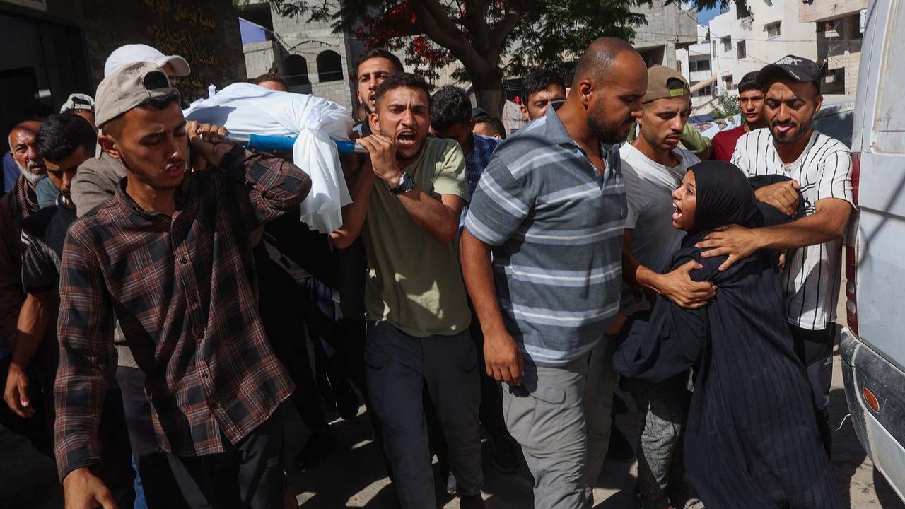 FOTO: Duka Warga Gaza Saat Keluarga Menjadi Korban Kekejian Israel Saat Antri Bahan Makanan