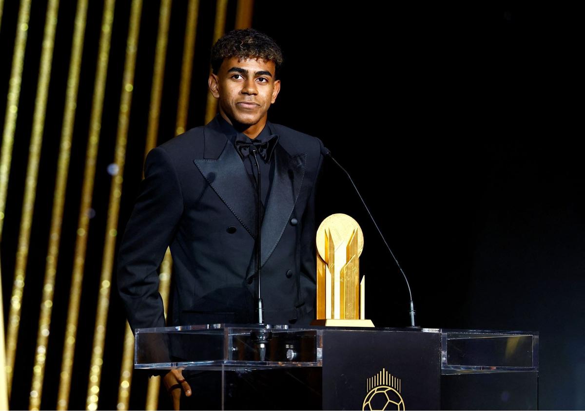 Lamine Yamal Raih Kopa Trophy 2024