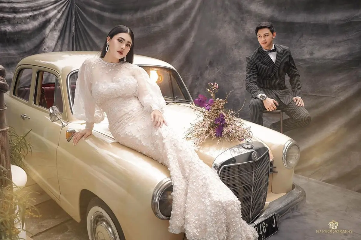 Immanuel Caesar Hito dan Felicya Angelista. (Foto: Fandy Susanto, dari Instagram @felicyangelista_)