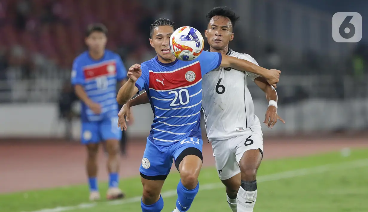 Beberapa peluang berhasil diciptakan. Tetapi tidak ada gol tambahan yang tercipta, skor 1-0 menjadi hasil akhir babak pertama. (Liputan6.com/Helmi Fithriansyah)