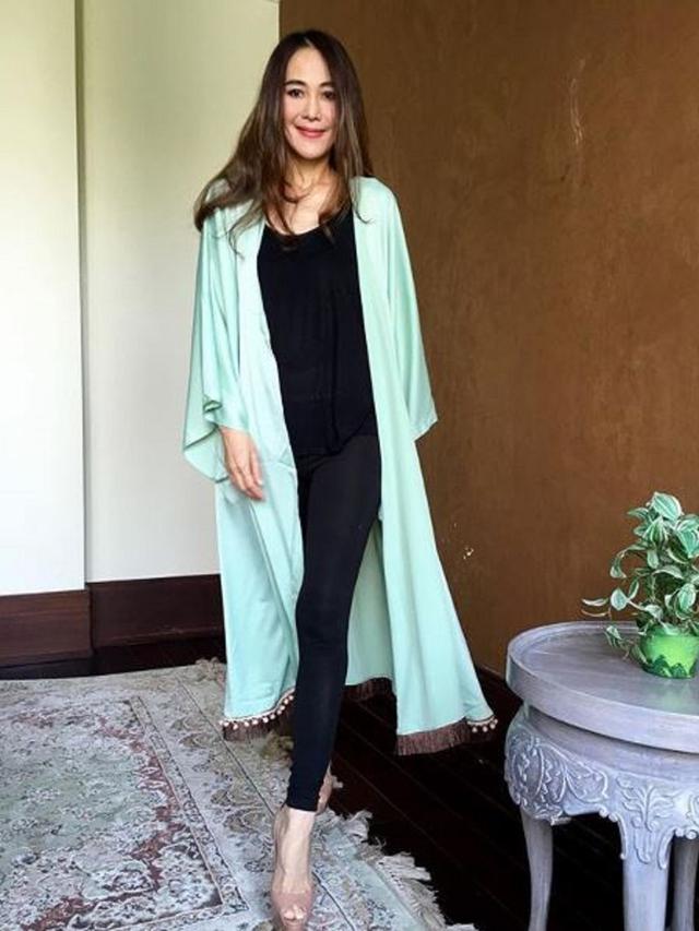 [Bintang] Ina Thomas