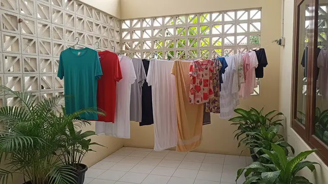 9 Inspirasi Area Jemuran dengan Roster Rumah Type 36, Solusi Lahan Sempit