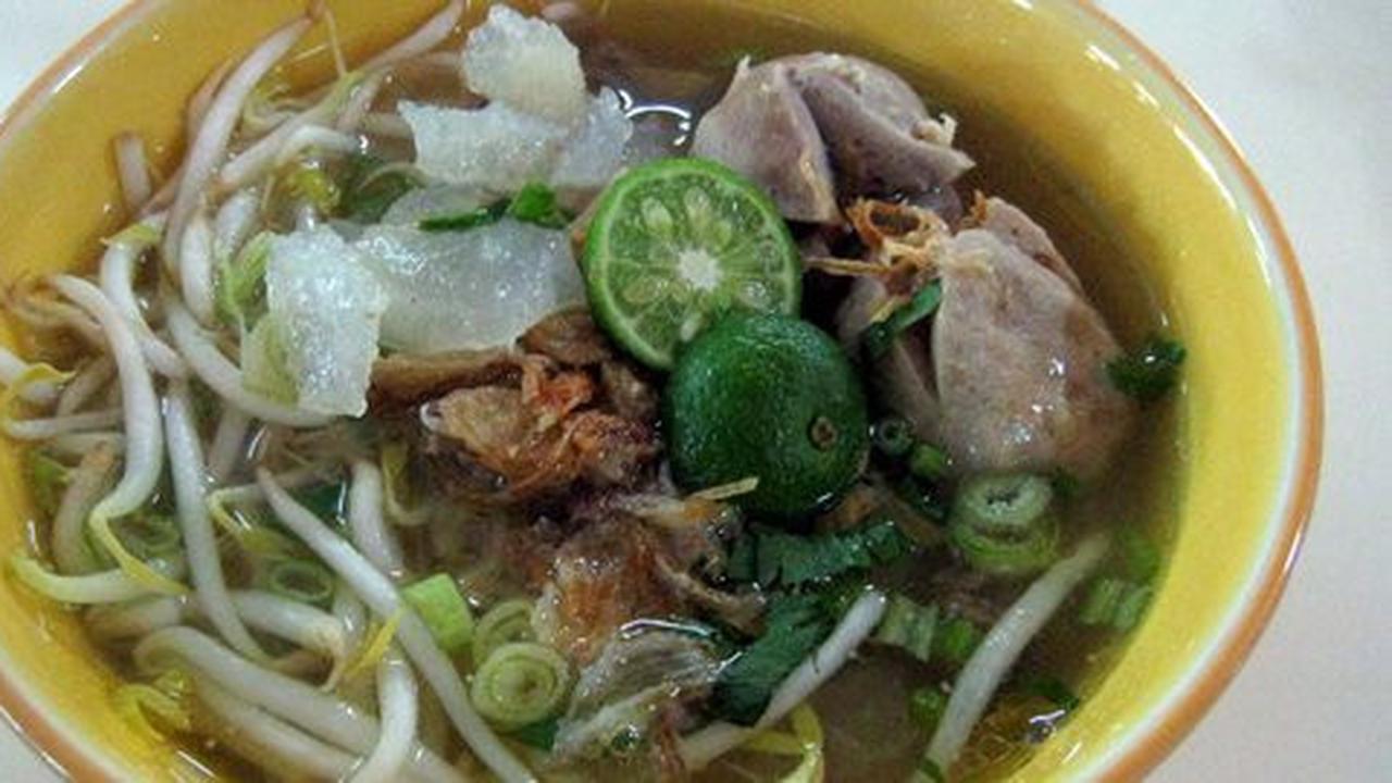4 Tempat mie kocok paling ramai di Bandung