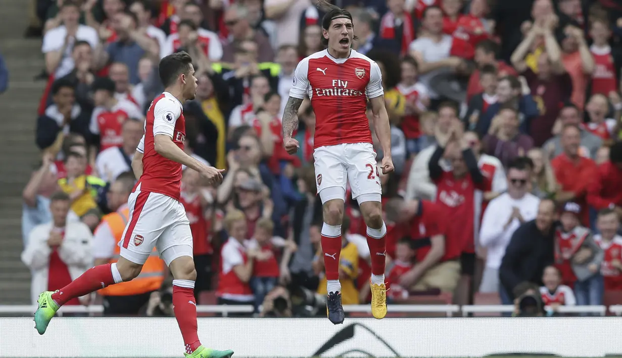 Arsenal menempati peringkat kelima klub Premier League penghasil gol terbanyak dengan torehan 77 gol, selama musim 2016-2017. (AP/Tim Ireland)