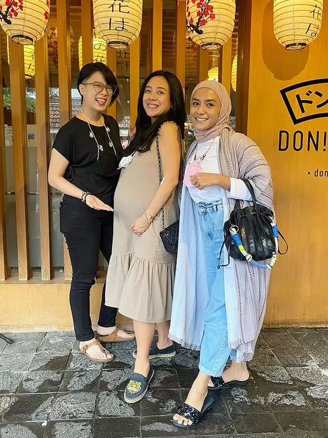 [Fimela] Leony dan Dea Ananda
