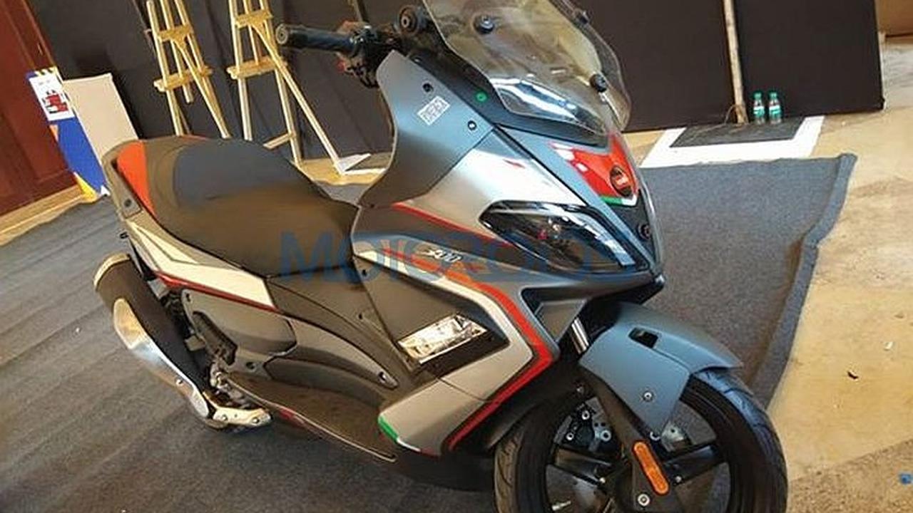Aprillia SR 300 Max (Motorbeam)
