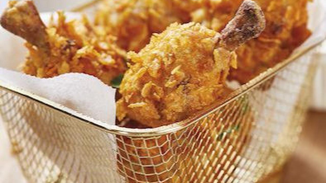 Goreng Menggunakan Minyak Panas