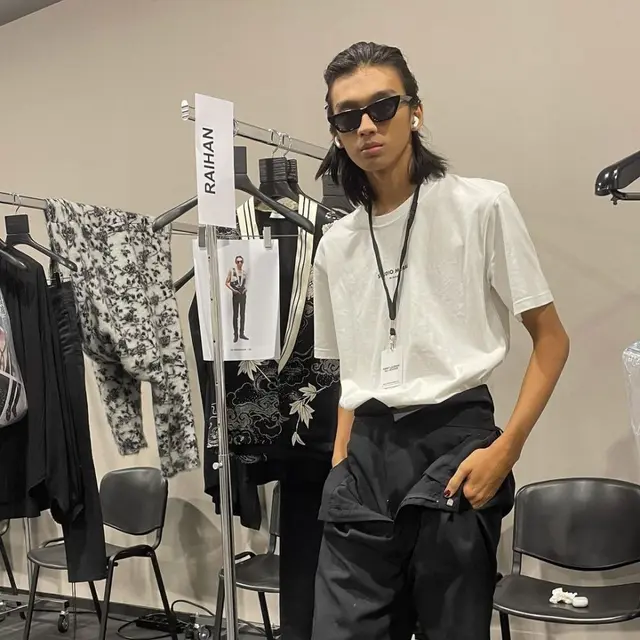 6 Potret Raihan Fahrizal, Pria Asal Indonesia Pertama yang Jadi Model Yves Saint Laurent