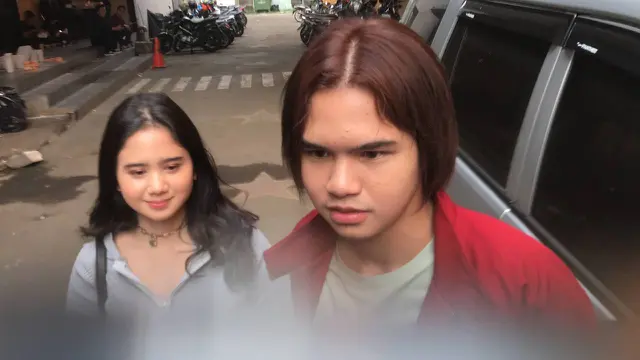 6 Potret Dul Jaelani dengan Gaya Rambut Baru, Disebut Keren oleh Tissa Biani