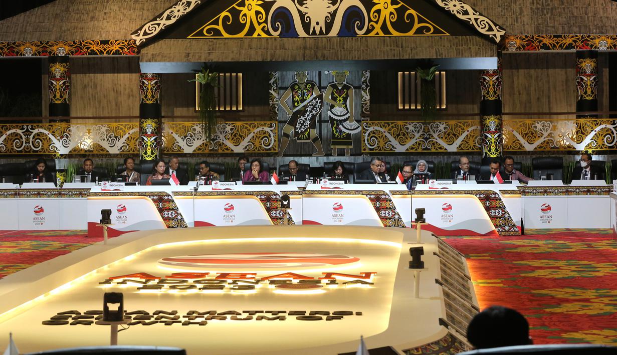 Sri Mulyani mengatakan, Indonesia mengangkat tema ASEAN Matter, Epicentrum of Growth. (AP Photo/Firdia Lisnawati)