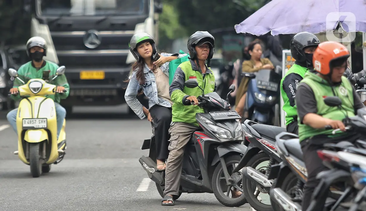 Aan Suhanan menambahkan bahwa kajian yang akan dilakukan bukan hanya sekadar membahas tarif dasar saja melainkan juga struktur pembangunan pendapatan. (Liputan6.com/Angga Yuniar)