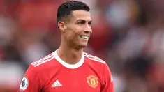 Cristiano Ronaldo tercatat pernah menyabet gelar Liga Champions sebanyak lima kali. Gelar tersebut didapatkan saat membela Manchester United di tahun 2008 dan Real Madrid di tahun 2014,2016,2017, dan 2018. (AFP/Oli Scarff)
