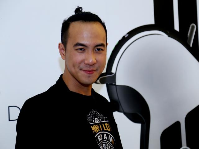 Daniel Mananta Lebih Baik Ngopi Daripada Rokok News Entertainment Fimela Com