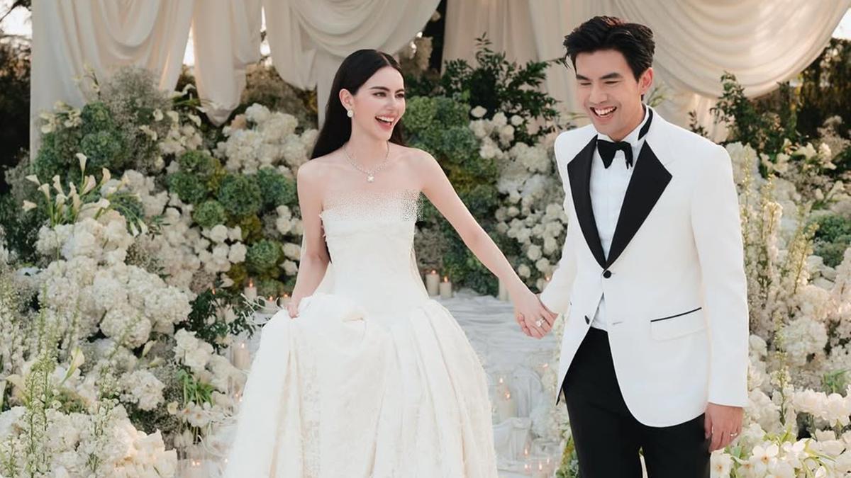 6 Potret Dekorasi Pernikahan Outdoor Davika Hoorne dan Ter Chantavit yang Memukau