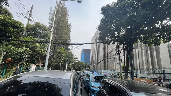 HUT TNI Usai, Jakarta Pusat 'Mengular': Monas, Gambir, Tugu Tani Macet Total!
