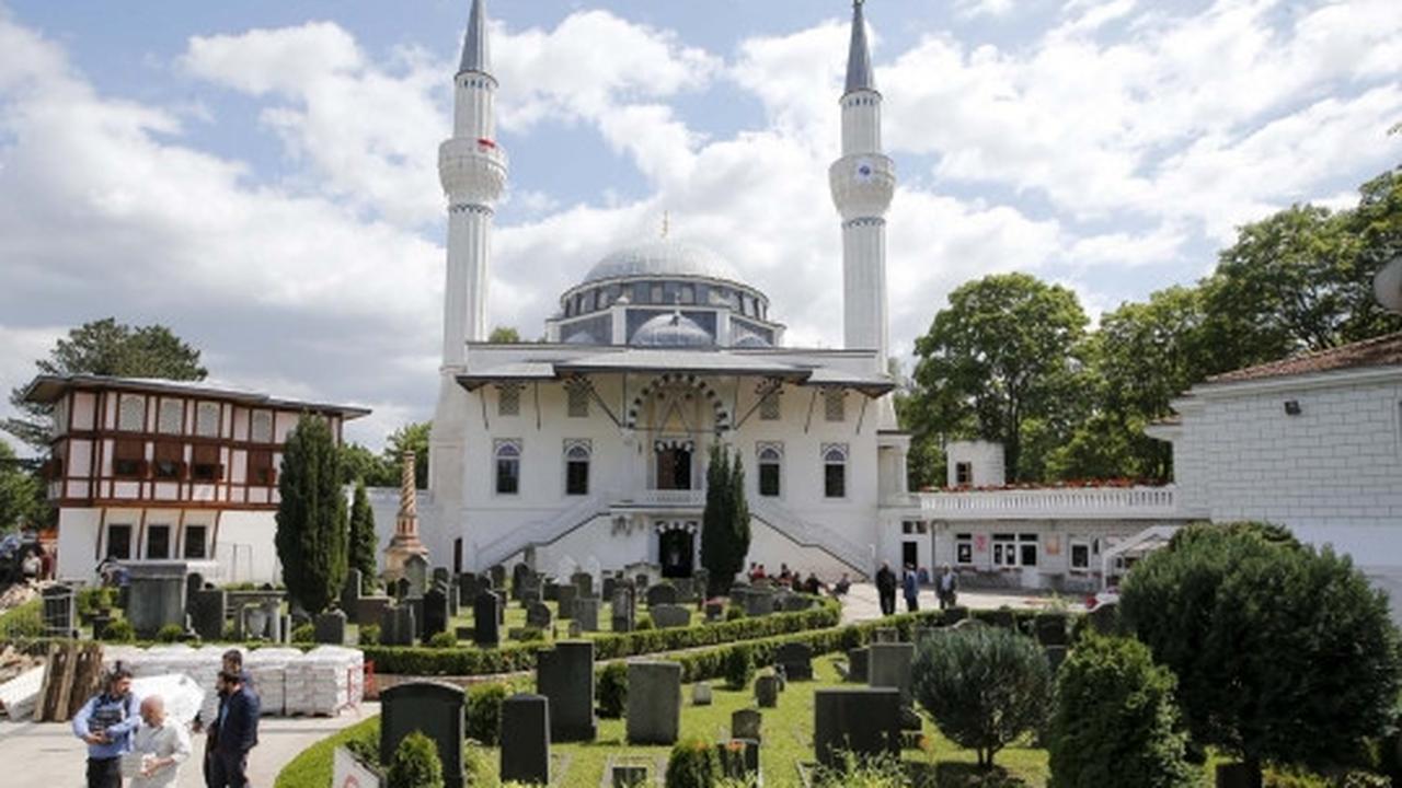 Semarak masjid-masjid agung di dunia ramaikan Ramadan