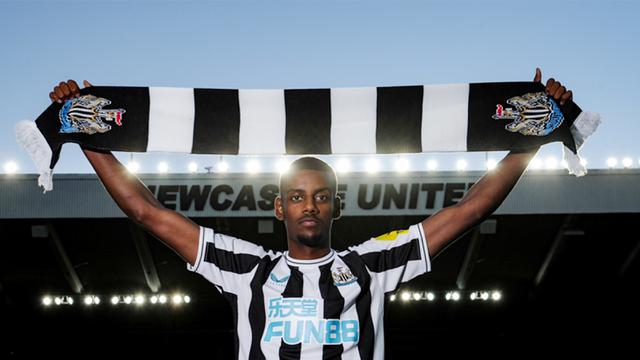 Foto: Tim Sultan Newcastle United Beraksi, Beli Striker dengan Mahar Mencapai Rp 1 Triliun
