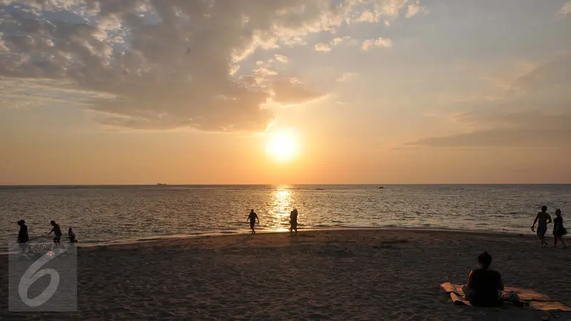 Pantai Sengigi Pulau Lombok