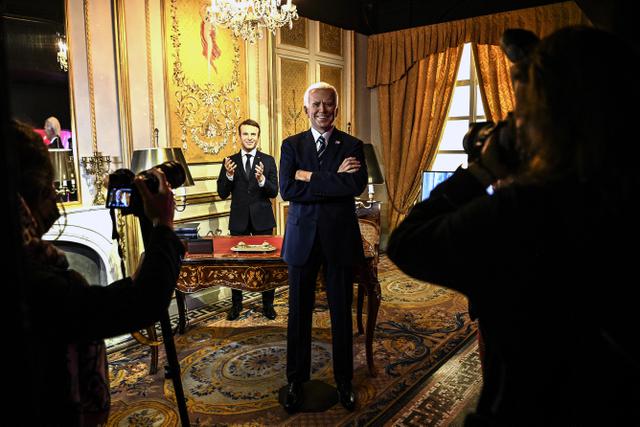Patung lilin Presiden AS Joe Biden di museum Grevin Prancis