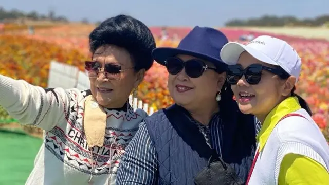 Kedekatan ibunda dan mertua Nikita Willy. (Instagram @yorafebrina)