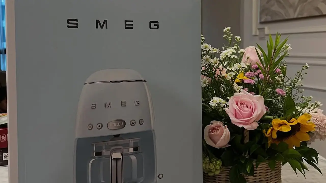 Isi Souvenir Bridal Proposal Syifa Hadju untuk Bridesmaid dari Mesin Kopi SMEG hingga Emas, Total Rp15 Juta-an