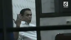Gubernur Aceh, Irwandi Yusuf malam ini diperiksa di Mapolda Aceh.
