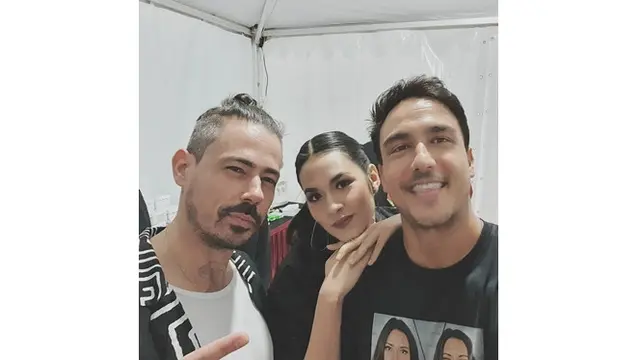 6 Potret Hamish Daud Temani Raisa Manggung, Heboh Bikin Iri