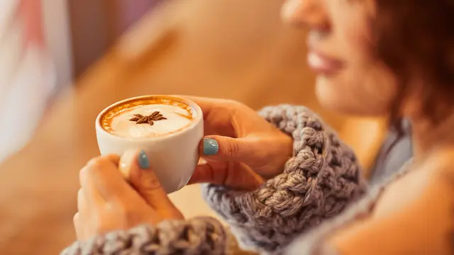 Porsi Minum Kopi untuk Jantung yang Sehat (YAKOBCHUK-VIACHESLAV/Shutterstock)