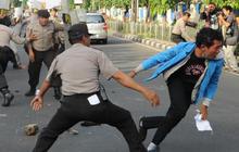 53 Orang jadi tersangka bentrok di Salemba