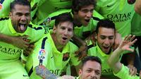 Lionel Messi rayakan gelar juara di Vicente Calderon (CESAR MANSO / AFP)