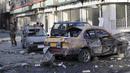 Sejumlah mobil hancur setelah serangan bom di Kabul, Afghanistan, Rabu (4/8/2021). Ledakan bom mobil yang disusul dengan tembakan sporadis menghantam Kabul, Afghanistan, pada Selasa (3/8) malam. (AP Photo/Rahmat Gul)