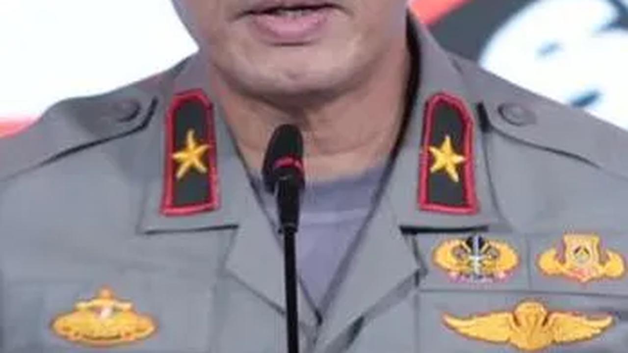 Di Balik Kesuksesan Jenderal Bintang 2 Polri ini, Ada Sosok Wanita Cantik yang Janjinya Luar Biasa