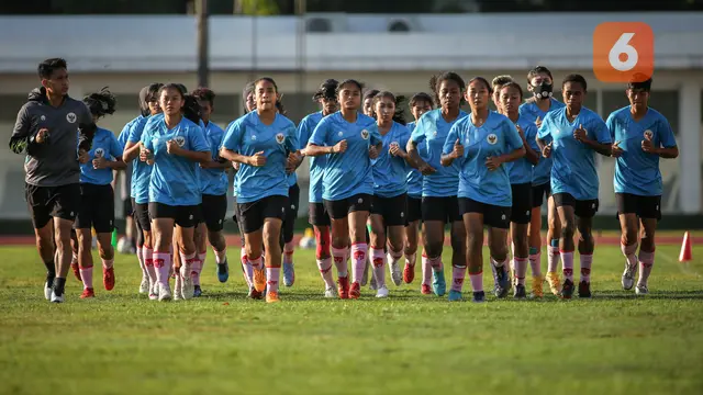 Foto: Songsong Piala Asia Wanita 2022, Timnas Wanita Indonesia Giatkan Latihan