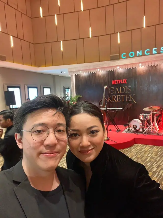 Sempat Vakum, Ini 7 Potret Terbaru Agni Pratistha yang Kini Main Film Horor