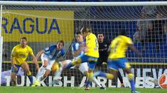 Las Palmas meraih kemenangan penting 1-0 atas sesama klub papan bawa Malaga dalam laga lanjutan La Liga, Selasa (6/2) dini hari WI...