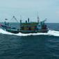 Kementerian Kelautan dan Perikanan (KKP), kembali menangkap satu kapal ikan pelaku illegal fishing berbendera Malaysia di Wilayah Pengelolaan Perikanan Negara Republik Indonesia (WPPNRI) 571, Selat Malaka, pada Minggu (26/9/2021). (Liputan6.com/ Ajang)