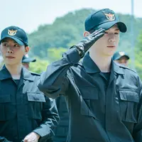 Kang Daniel dalam Rookie Cops. (Disney Plus via OSEN)