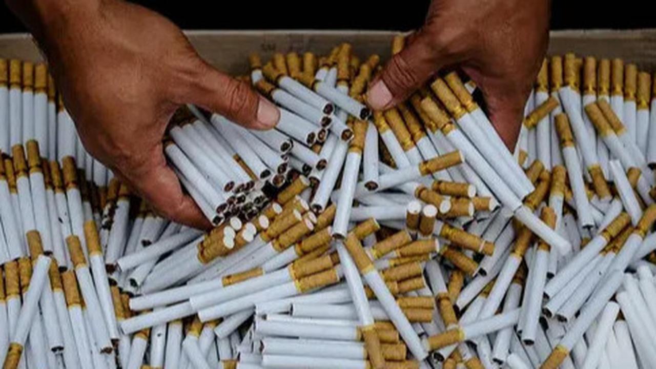 Buruh Pabrik Rokok Dapat BLT Dana Bagi Hasil Cukai Rp800 Ribu