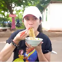 Ussy Sulistiawaty (Youtube/Ussy Andhika Official)