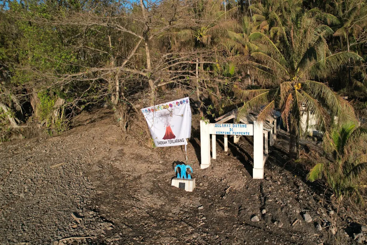 Kondisi salah satu wilayah di Kecamatan Tagulandang yang terdampak erupsi Gunung Ruang.