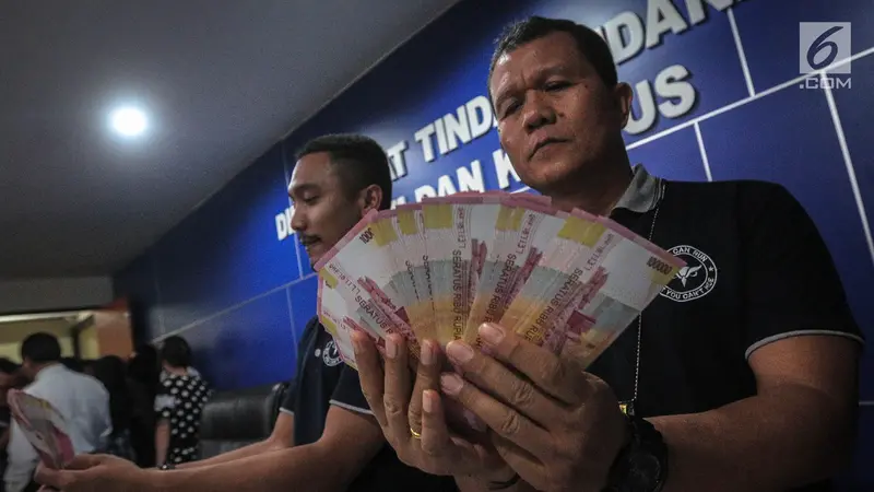 Polisi Ungkap Sindikat Pengedar Uang Palsu di Pulau Jawa
