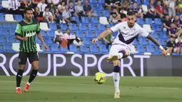 Fiorentina menang atas tuan rumah Sassuolo dengan skor 3-1. (Michele Nucci/LaPresse via AP)