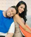 Beredar kabar hubungan Ivan Gunawan dengan model asal Thailand Faye Malisorn telah berakhir. Kabar itu mencuat setelah foto-foto kemesraannya dengan Faye lenyap di akun instagram Ivan. (instagram/ivan_gunawan)